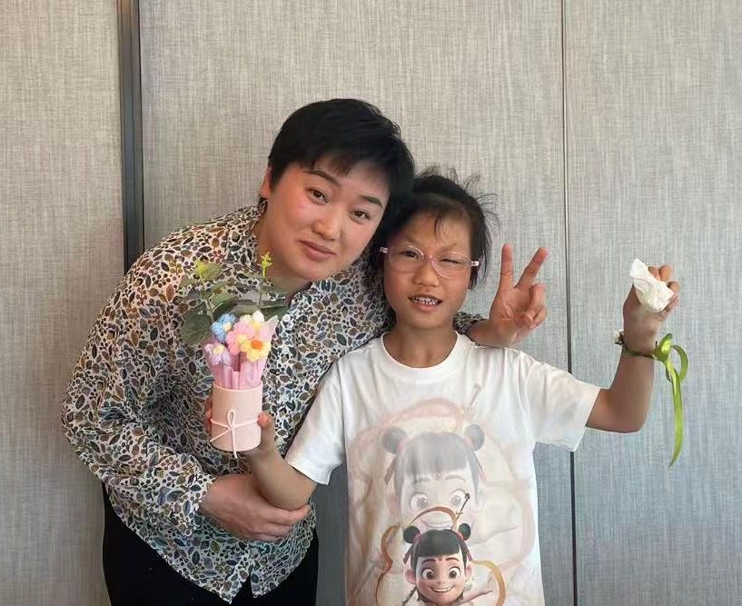 QingQing's family